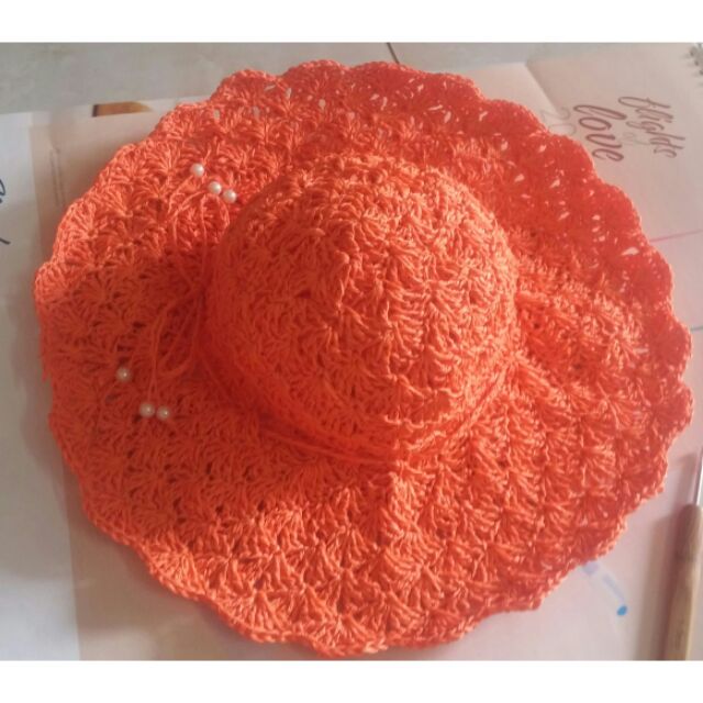 Mũ handmade con gái mẹ Huệ