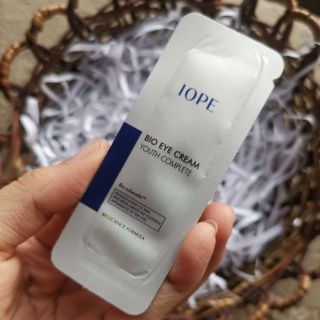 (Sample) Kem dưỡng mắt IOPE Eye Cream Youth Complete