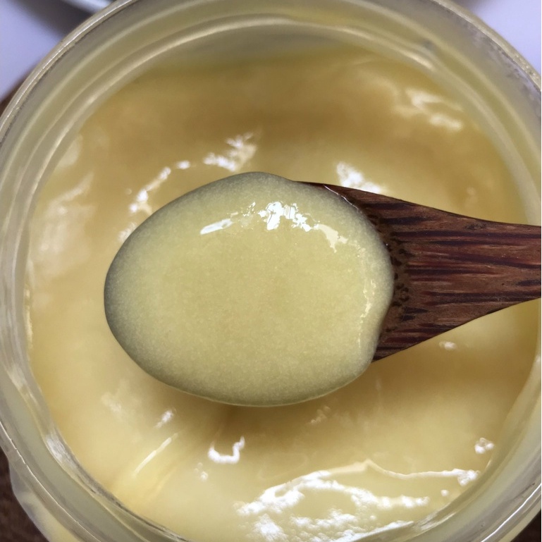 Sữa Ong Chúa Tươi Nguyên Chất Hũ 120G
