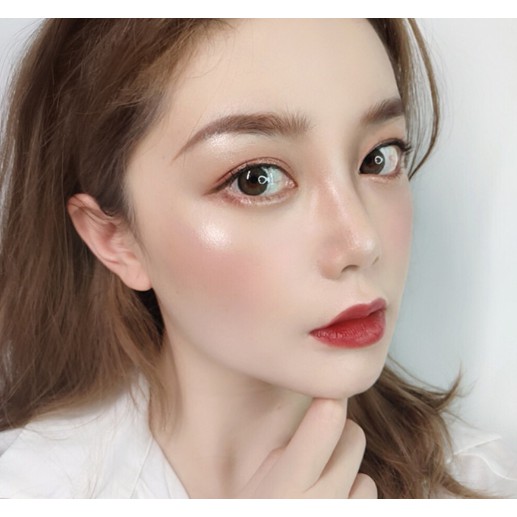 [Hàng mới về] Bảng phấn mắt bắt sáng da màu sắc long lanh 8g | BigBuy360 - bigbuy360.vn