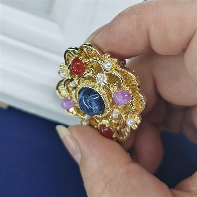 Trâm Cài Áo Đính Đá Và Ngọc Trai Giả Toàn Diện Phong Cách Cổ Điển