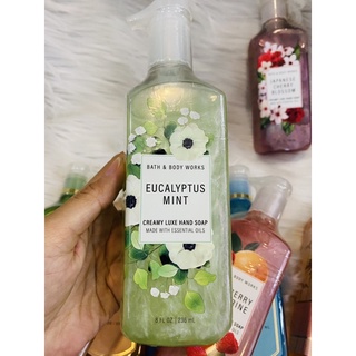Nước rửa tay dạng gel Bath & Body work 236ml