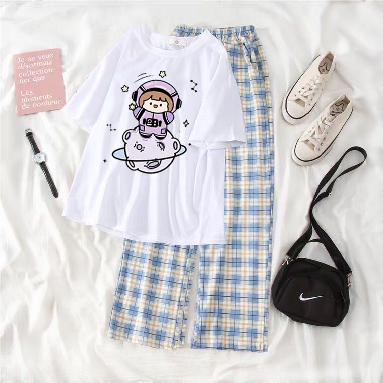 Sét áo phông Tiểu phi hành gia + quần kẻ xanh, Áo thun from rộng, Chất đẹp không xù, quần suông ống rộng - MODY