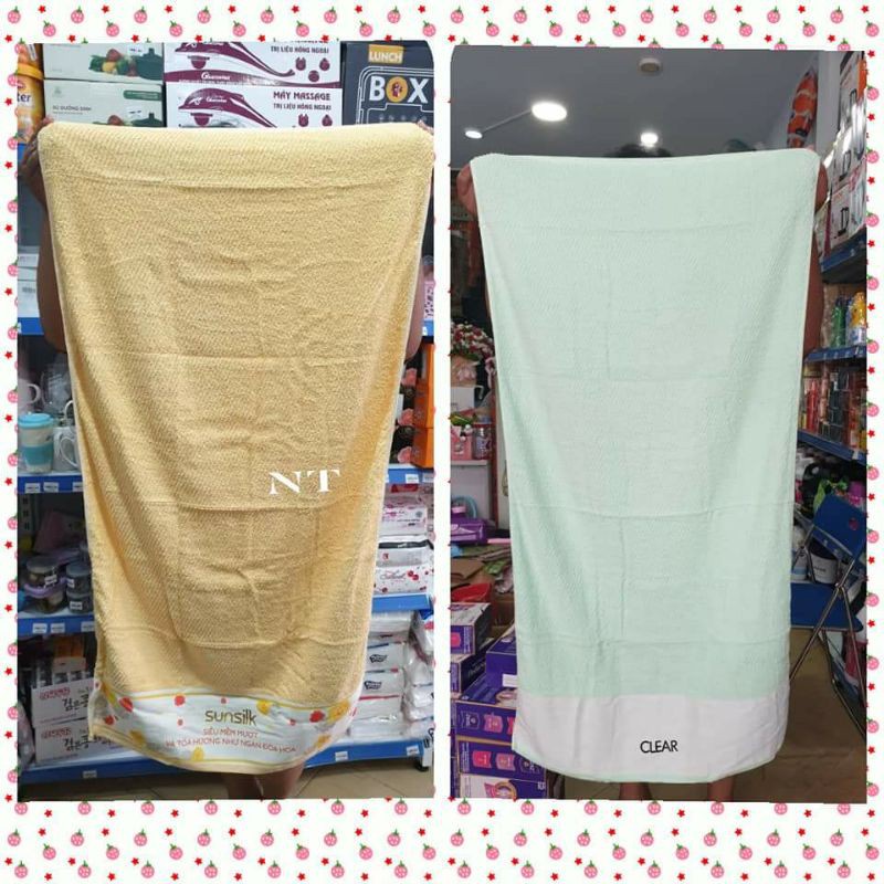 Khăn tắm Clear kích thước 60cm x 120cm , quấn cả người cho cả bé và người lớn
