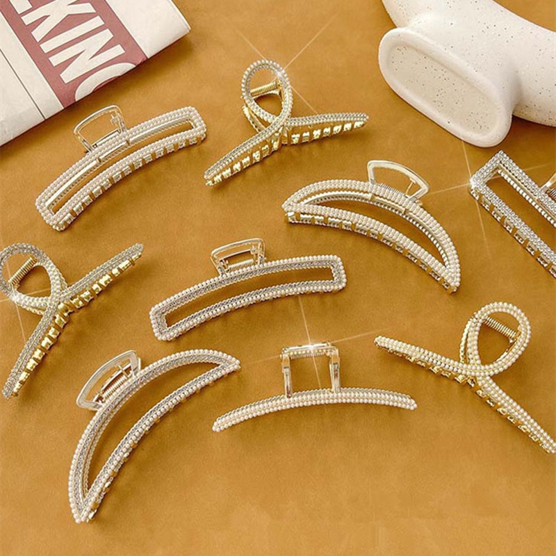 Kẹp Càng Cua Lớn Đính Ngọc Trai Sang Trọng Cho Nữ