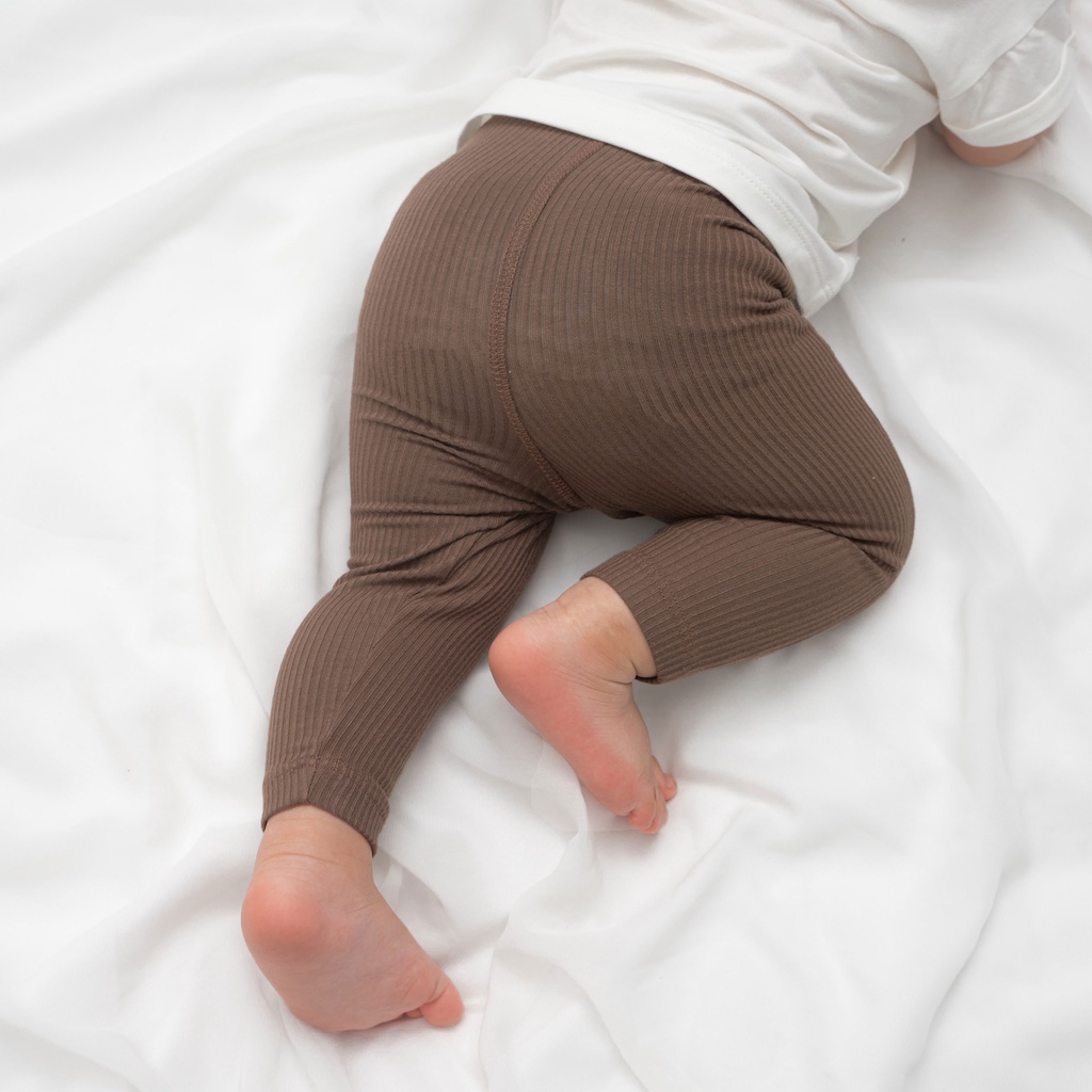 Quần legging sợi gỗ sồi mềm mướt co giãn 4 chiều BU Baby