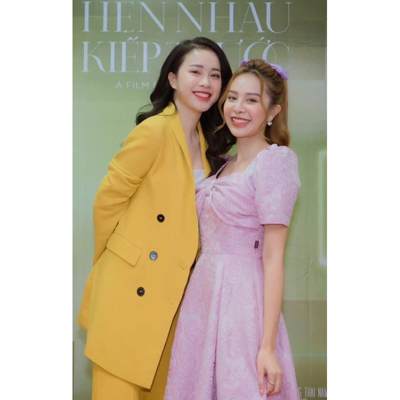 ĐẦM GẤM  TAY PHỒNG NƠ NGỰC XINH XẮN