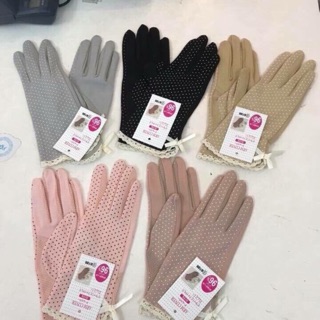 Combo 30 đôi gang tay chống tia UV nhật bản và 5 tan ráy tai
