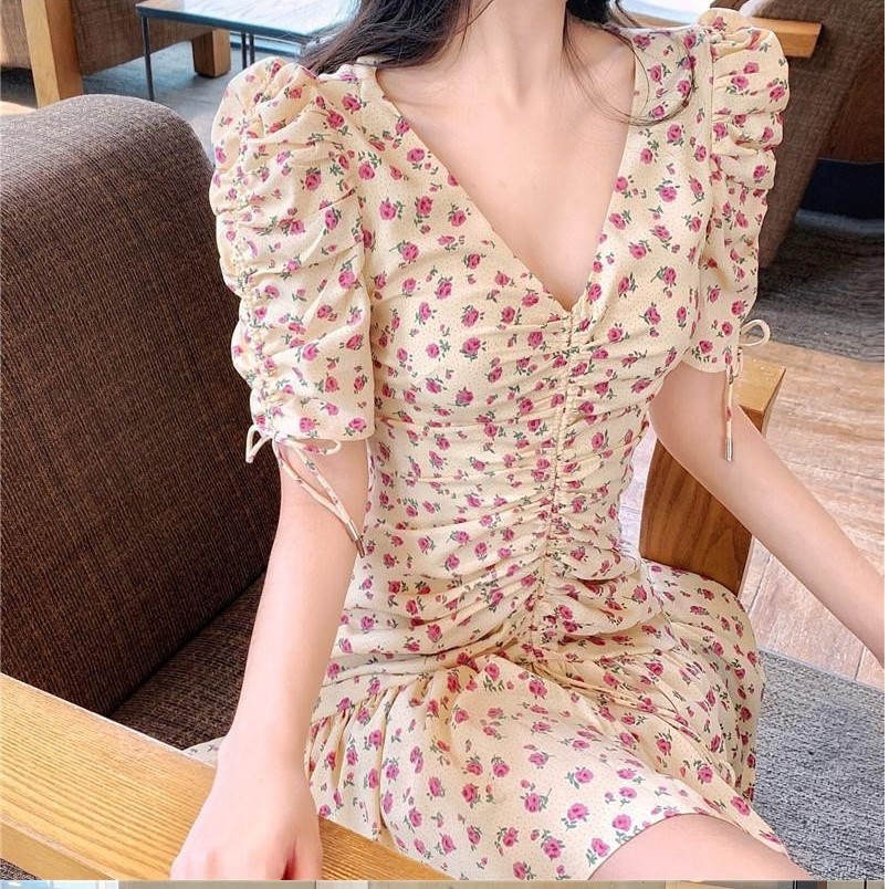 M114 - Váy hoa body Ulzzang cổ V dây rút nơ phần thân đuôi cá dáng dài và ngắn (2 mẫu)