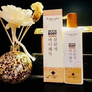 Sữa dưỡng thể Genie Anna Choi Body Lotion Whitening 350ml