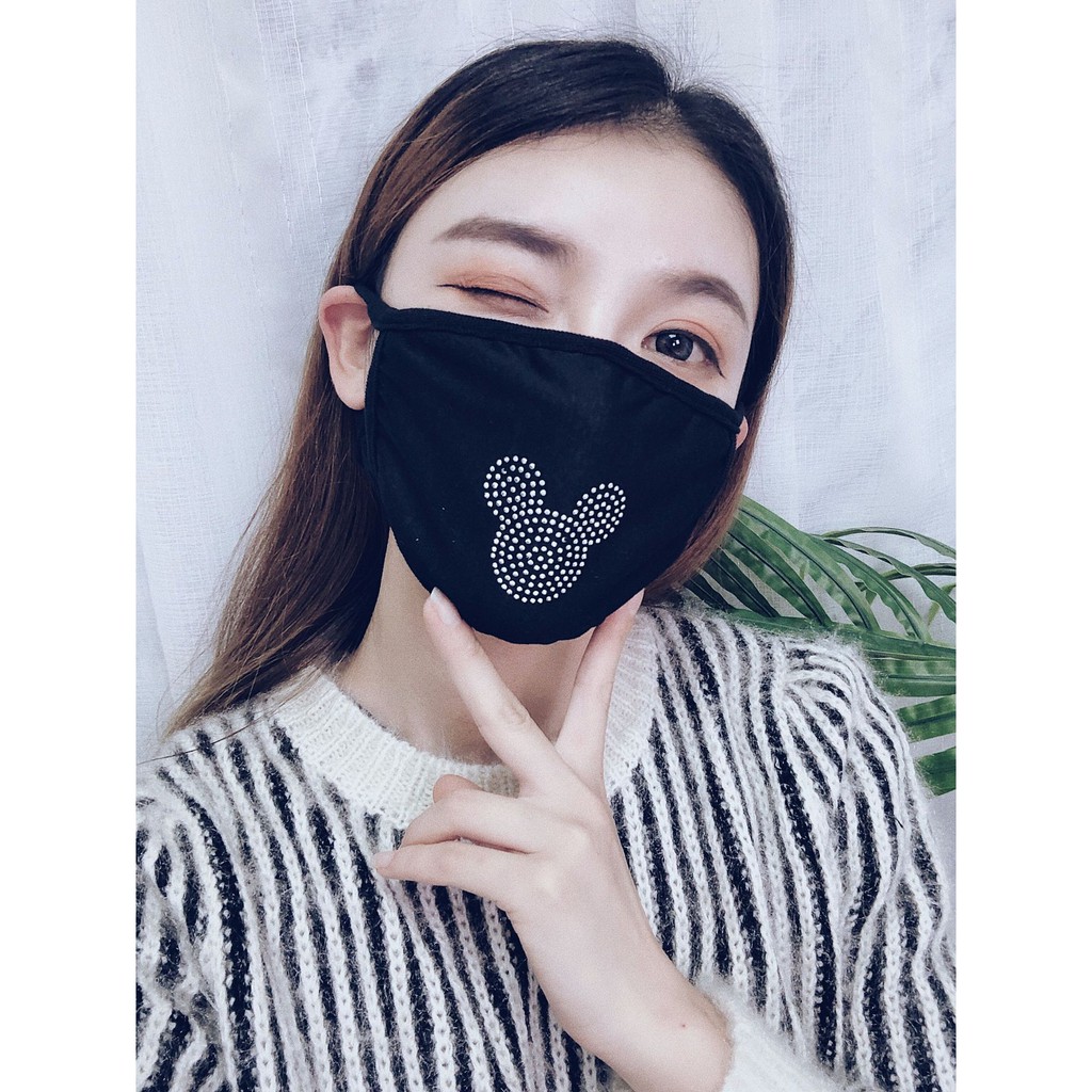 Khẩu trang đính đá streetwear - Khẩu trang chống bụi | BigBuy360 - bigbuy360.vn