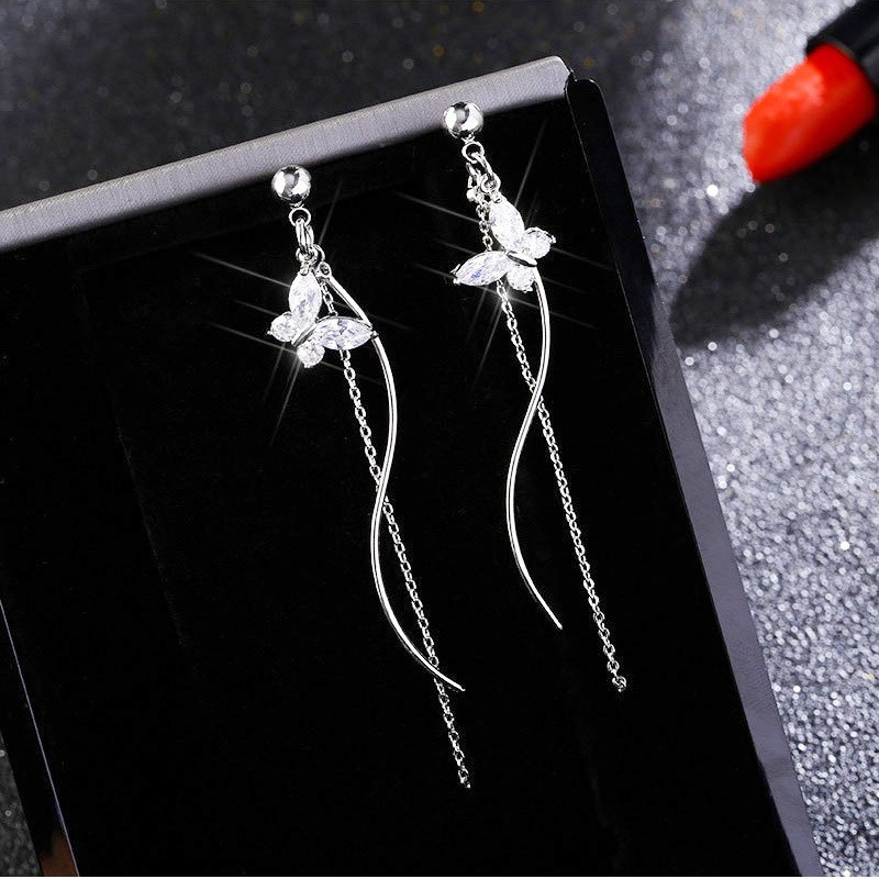 Bông tai nữ dự tiệc hình con bướm dáng dài