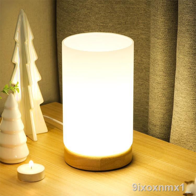 Đèn bàn LED đơn giản và ấm áp đầu giường ngủ để nhỏ trang trí khí quyển cắm USB Nhật Bản Hàn Quốc