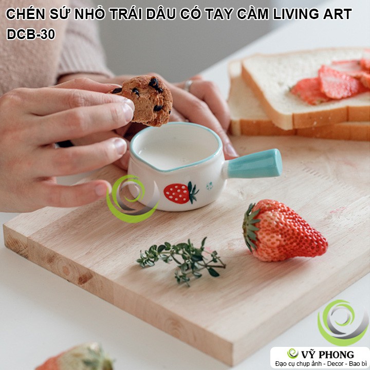 CHÉN SỨ NHỎ HÌNH TRÁI DÂU DỄ THƯƠNG CÓ TAY CẦM LIVING ART TRANG TRÍ BẾP CHỤP HÌNH ĐẠO CỤ CHỤP ẢNH SẢN PHẨM INS DCB-30