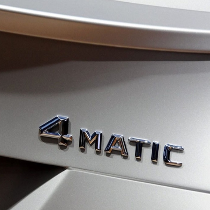 Decal logo 3D chữ nổi 4 MATIC dán xe đuôi ô tô