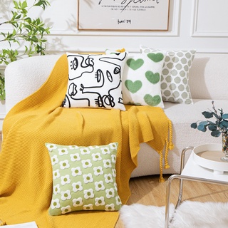 Vỏ gối sofa in hoa màu xanh lá phong cách bắc âu
