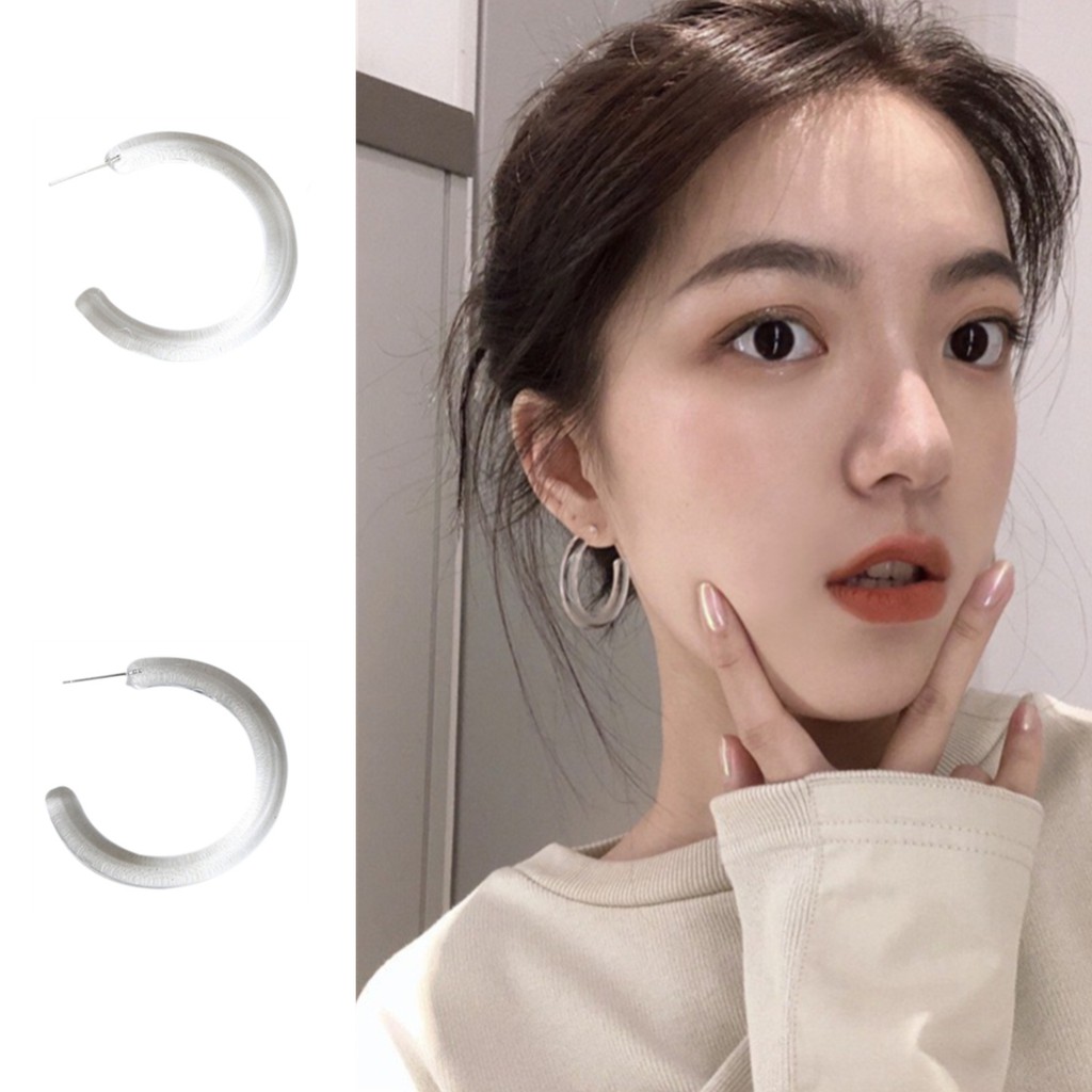 Khuyên Tai Tròn Trong Suốt Cá Tính Độc Đáo Hợp Thời Trang 2021 Cho Nữ A617