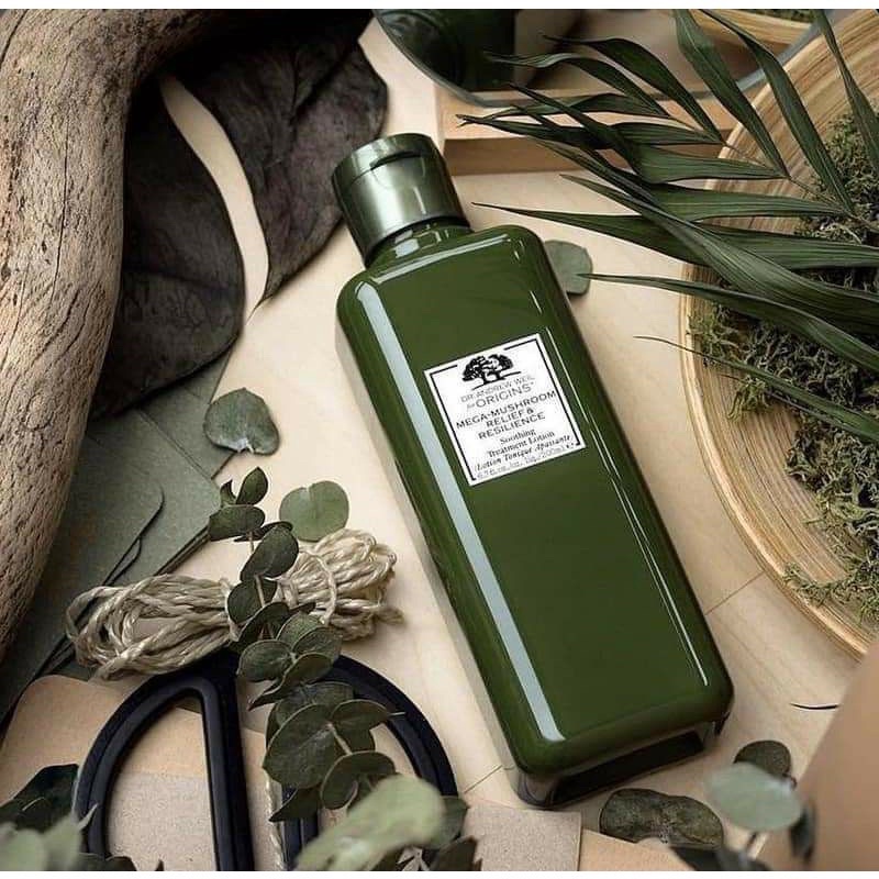 Toner nấm Origins Mega Mushroom