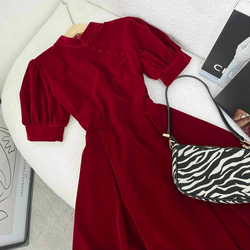 Đầm xoè cổ tàu tay phồng nút bọc phong cách tiểu thư cổ điển