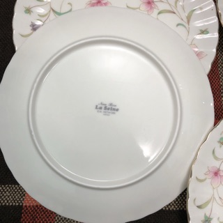Đồ gốm sứ (Bùi ơi là Bùi)