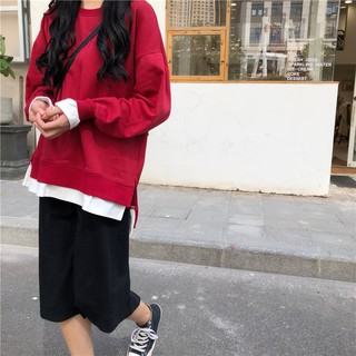 Sweater phối vạt trắng xẻ tà
