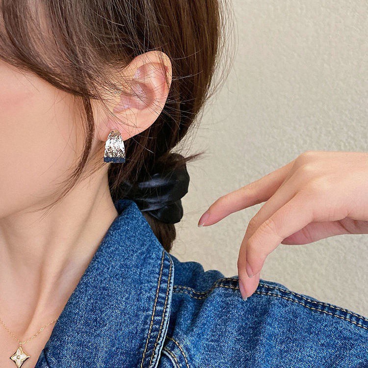 Đôi Khuyên Tai Hình Tròn Phong Cách Retro Hàn Quốc Thiết Kế Thời Trang