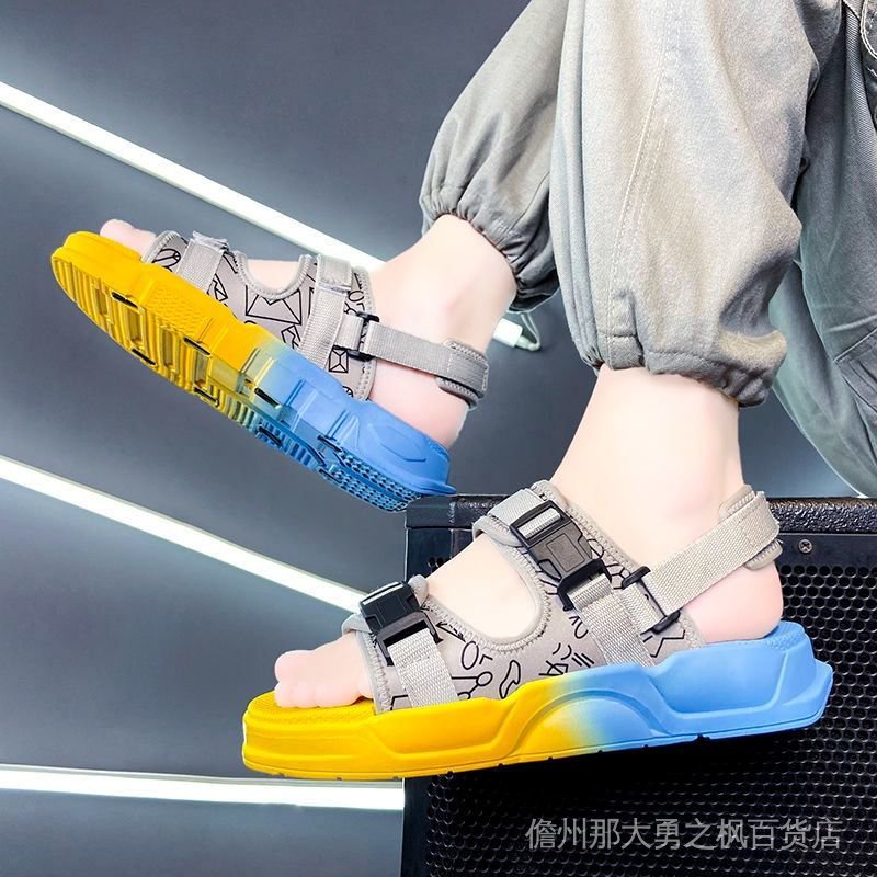 Dép Sandal Thoáng Khí Phong Cách Mới Mùa Hè Cho Nam