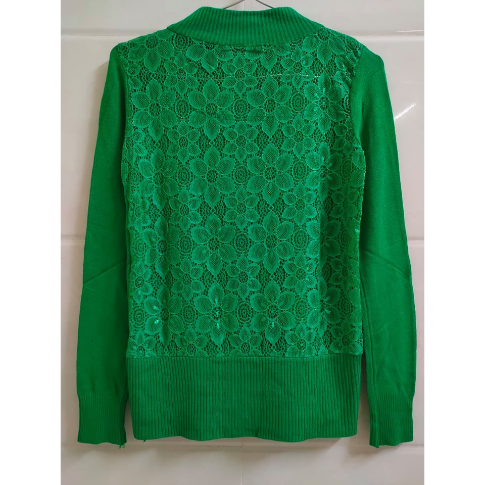 Áo len ren lưng vải mịn