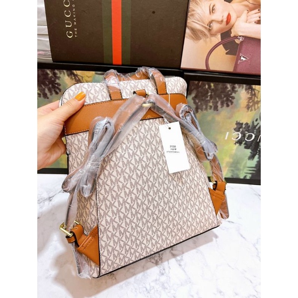 BALO Nữ XUẤT XỊN