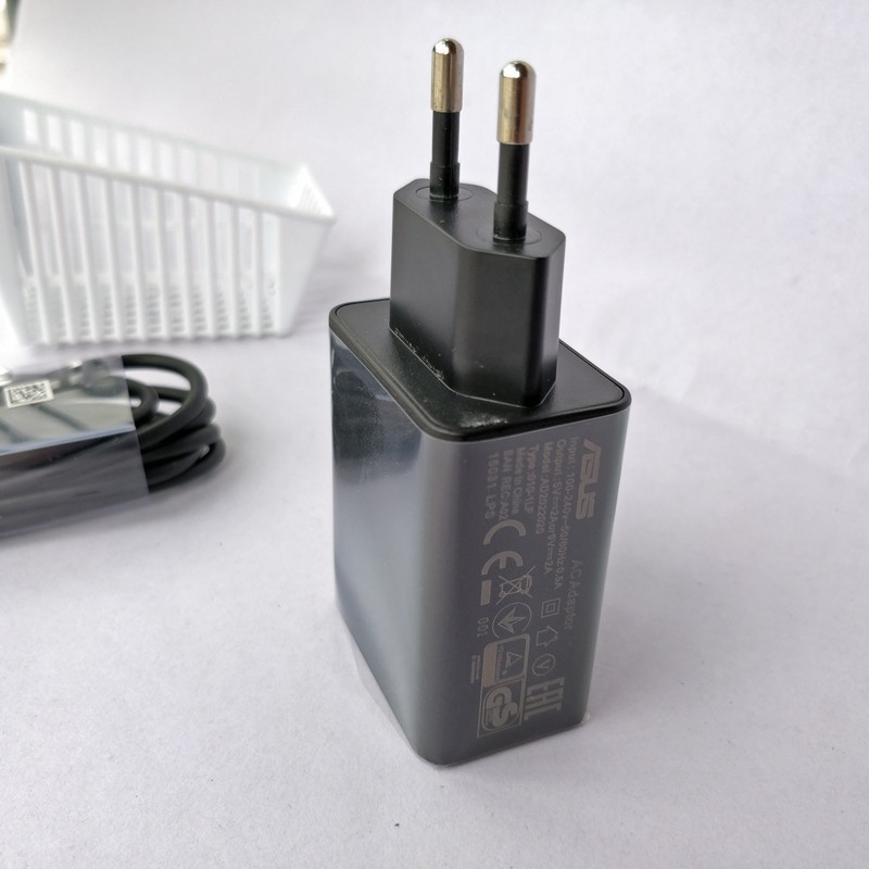 Cốc sạc Asus Zenfone 5V-2A AD897020 Zin theo máy