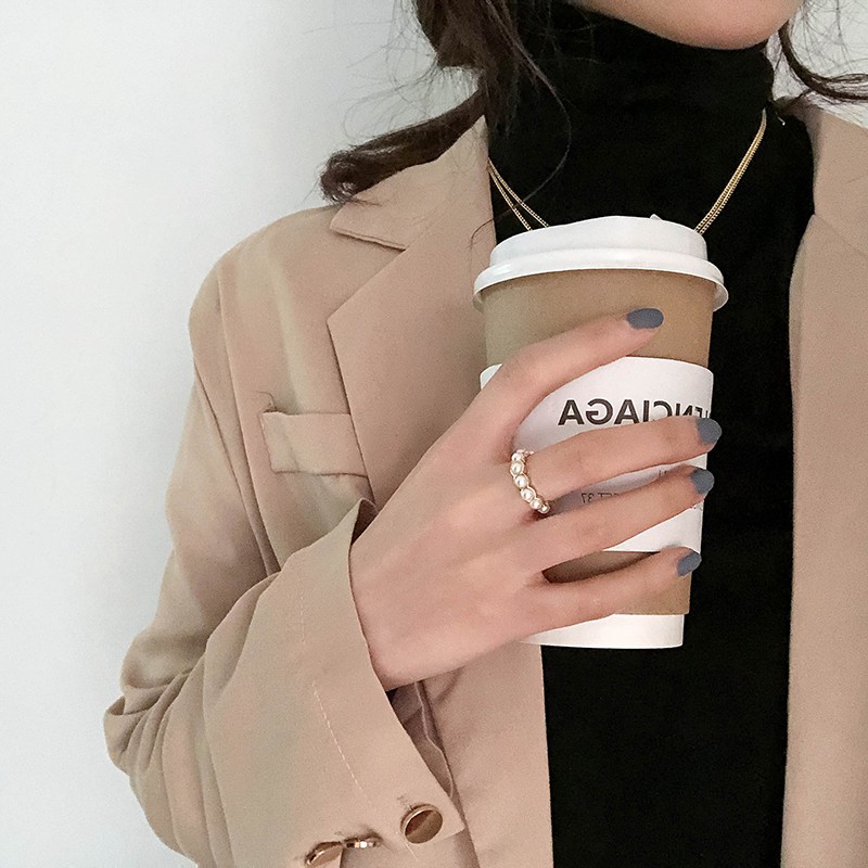 Nhẫn đính ngọc trai thời trang cá tính dành cho nữ