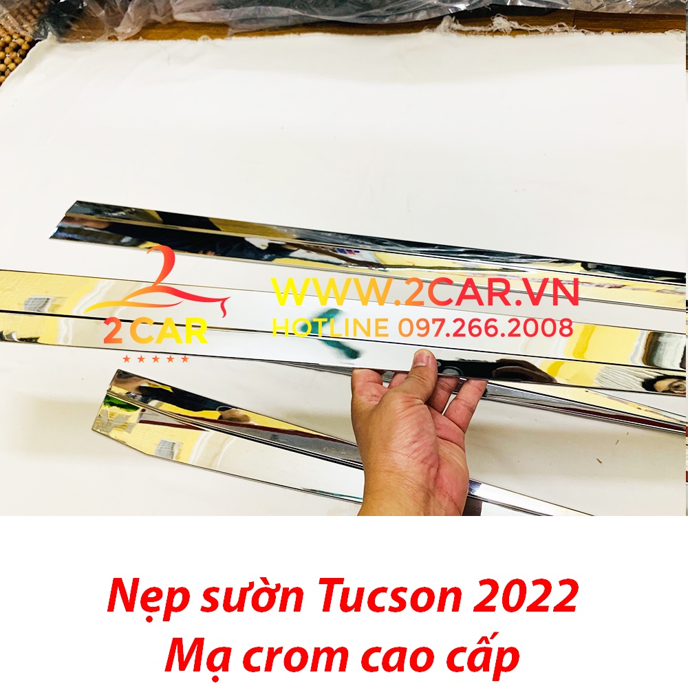 Ốp nẹp sườn, nẹp hông xe Hyundai Tucson 2022 2023 chất liệu mạ crom cao cấp