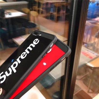 Ốp Supreme đen đỏ