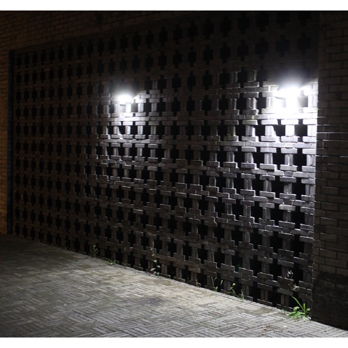 Đèn năng lượng mặt trời sân vườn 128LED COB cảm biến chuyển động ánh sáng - Có Điều Khiển