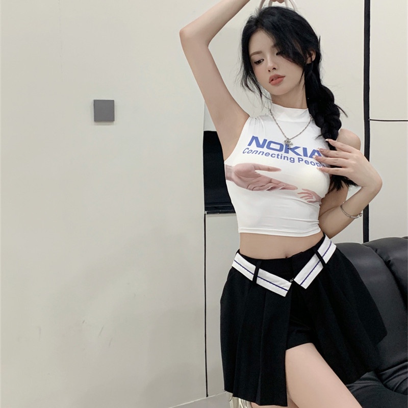 Áo Croptop Sát Nách Cổ Cao In Họa Tiết Vui Nhộn