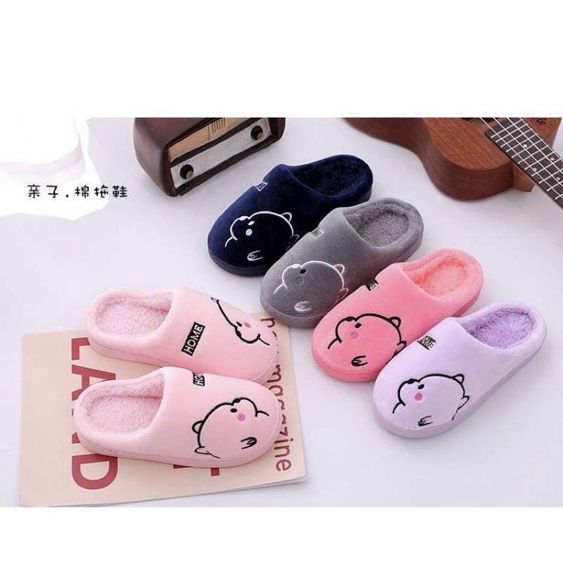 Dép bông hình gấu biu dễ thương đế cao su chống trơn trượt, giữ cho đôi chân ấm áp suốt mùa đông