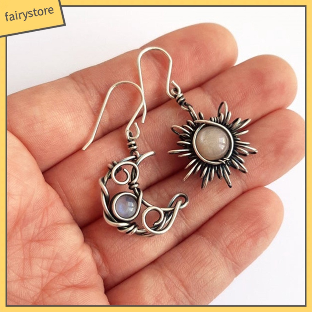 Cặp hoa tai dáng dài hình mặt trăng và mặt trời phong cách bohemian