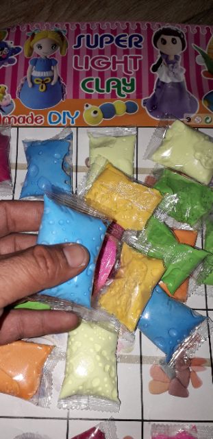 Combo 20 túi đất sét nặn nhiều màu có trọng lượng 200g