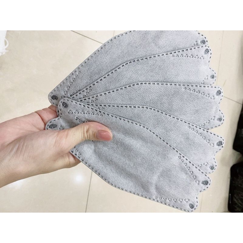 [Sale kịch sàn LV] 300 chiếc khẩu trang kf94 người lớn