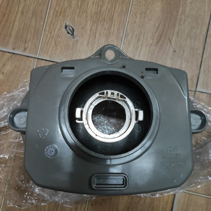 Đèn pha xe Vespa Sprint bóng halogen