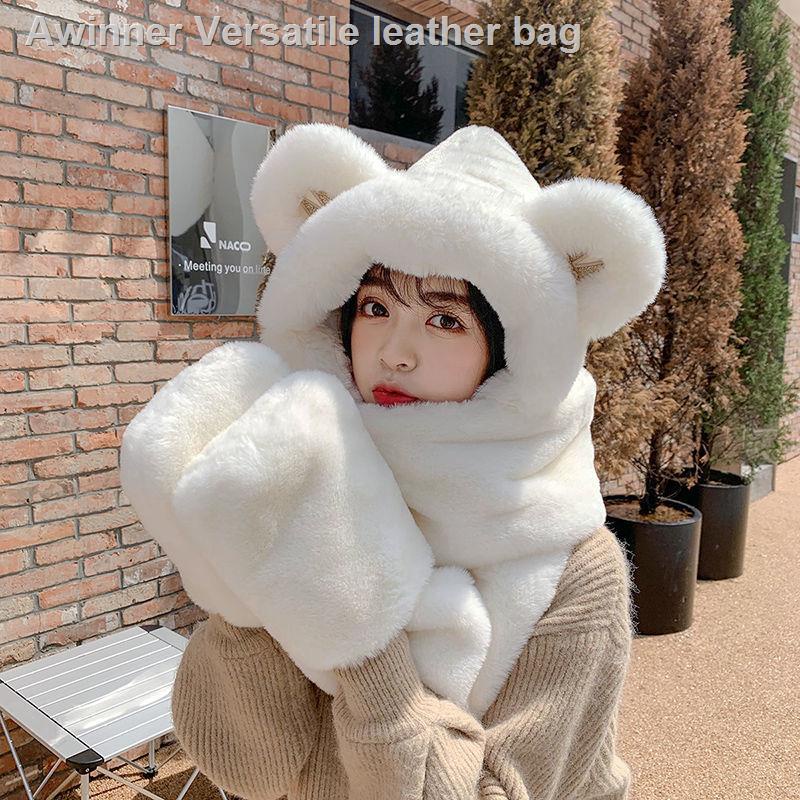 Mũ gấu tích hợp khăn quàng và găng tay dễ thương tất cả trong một thời trang mùa đông cho nữ