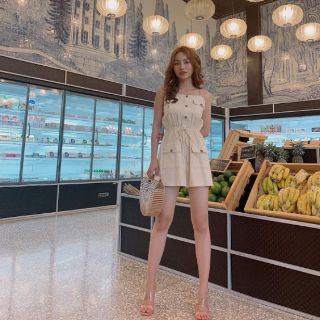 Jumpsuit ngắn hai dây bo eo