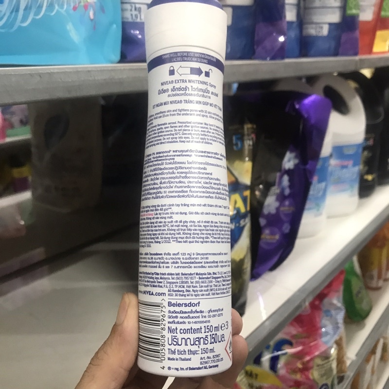 Xịt Khử Mùi Nivea Trắng Da Làm Mờ Vết Thâm 150ml