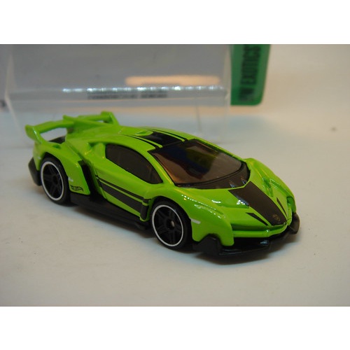 Mô Hình Xe Hotwheel Lamborghini Veneno