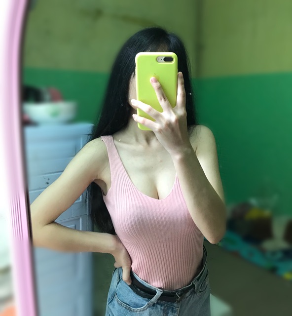 Áo sát nách chất liệu len tăm mỏng mát, cực dễ phối đồ | BigBuy360 - bigbuy360.vn