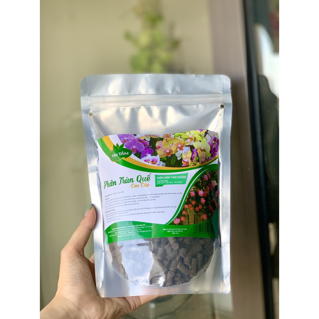 phân trùn quế cao cấp viên nén tan chậm hiệu Tín Tâm chuyên dùng cho lan, hoa hồng, cây cảnh bao 1kg