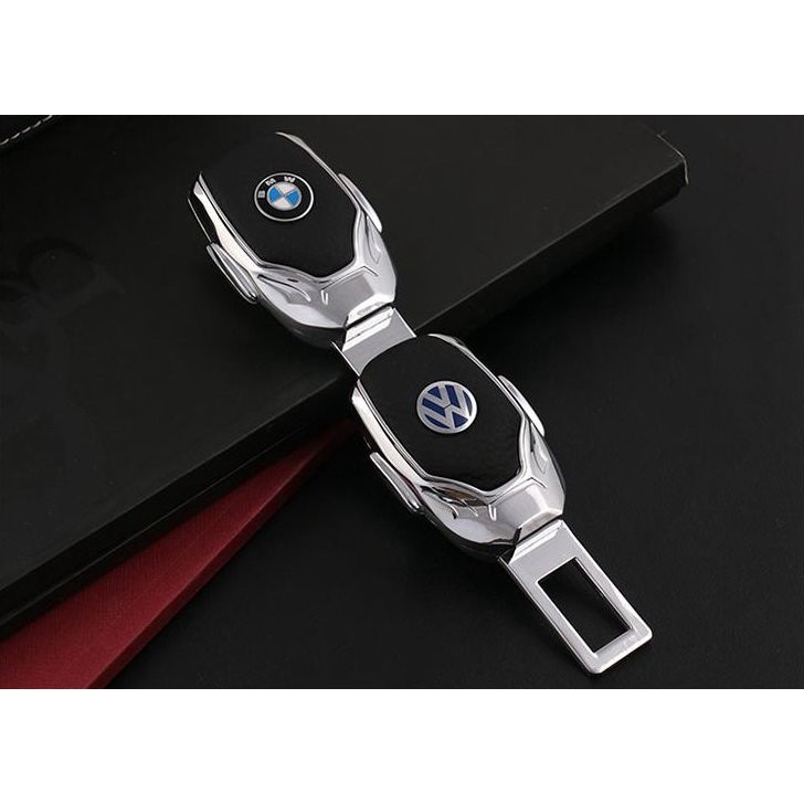 Chốt khóa dây an toàn dành cho xe hơi Toyota