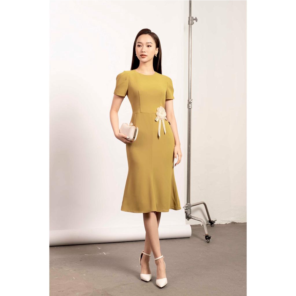 Đầm đuôi cá, tay bồng xếp li, đính hoa MMOutfit M-DA061121360