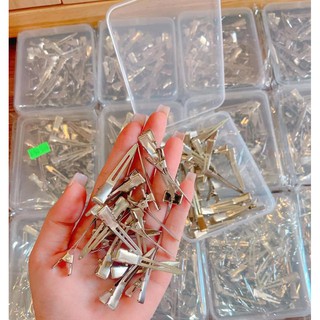 Hộp kẹp vịt sắt nhỏ 50 cái