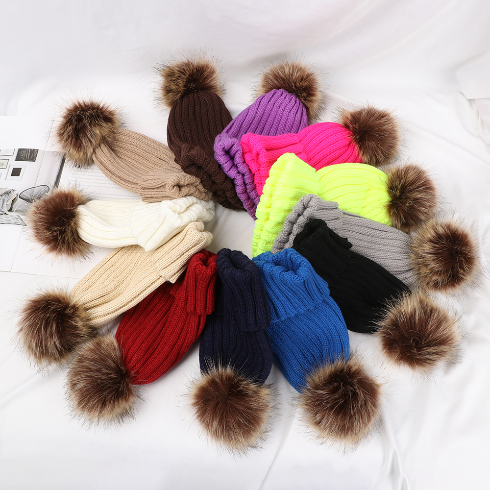 Mũ Len Đính Banh Xù Thời Trang Nữ Tính